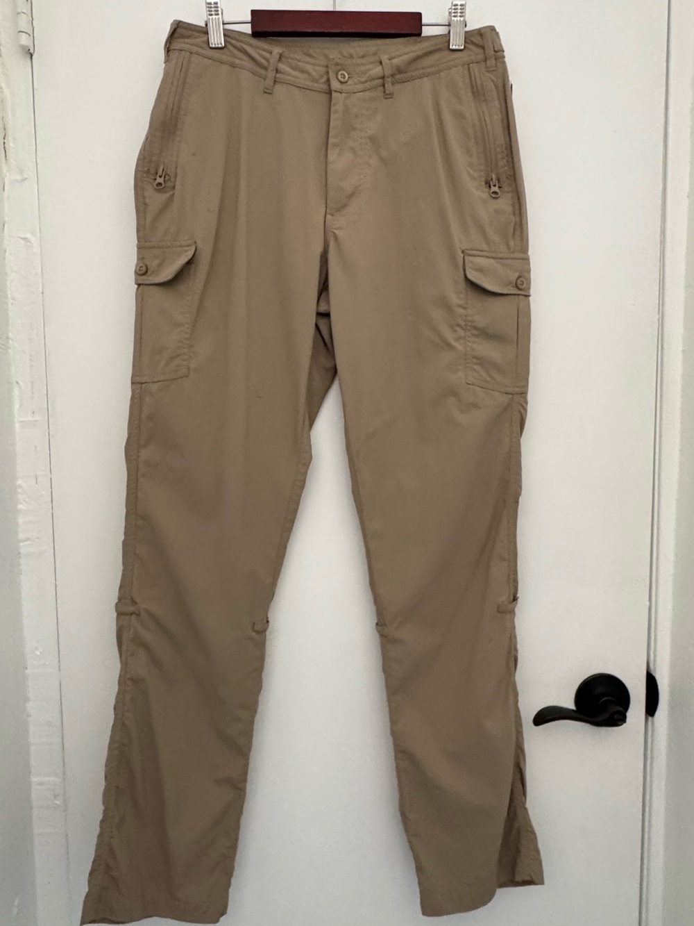 Women's clothing arts Straight-Leg Cargo Pants in Khaki hiking outdoor